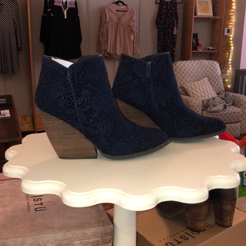 Navy booties